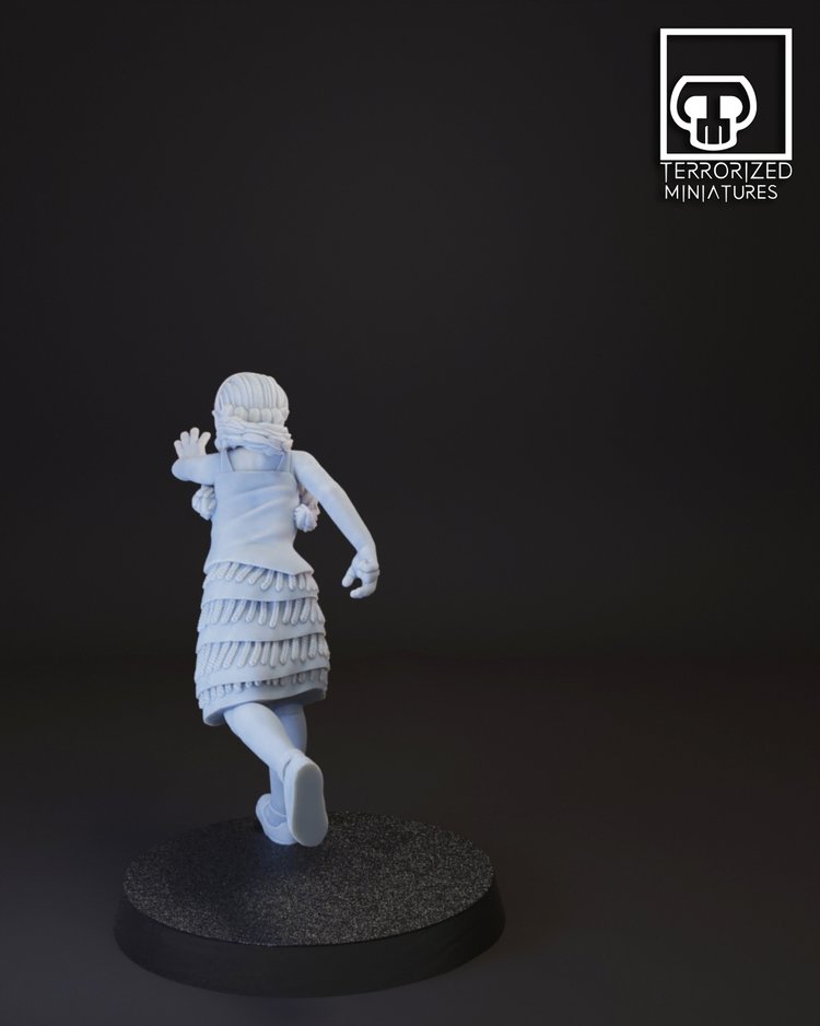 [Terrorized miniatures] Lovecraftian 92 : DORIS-1701433199.jpg